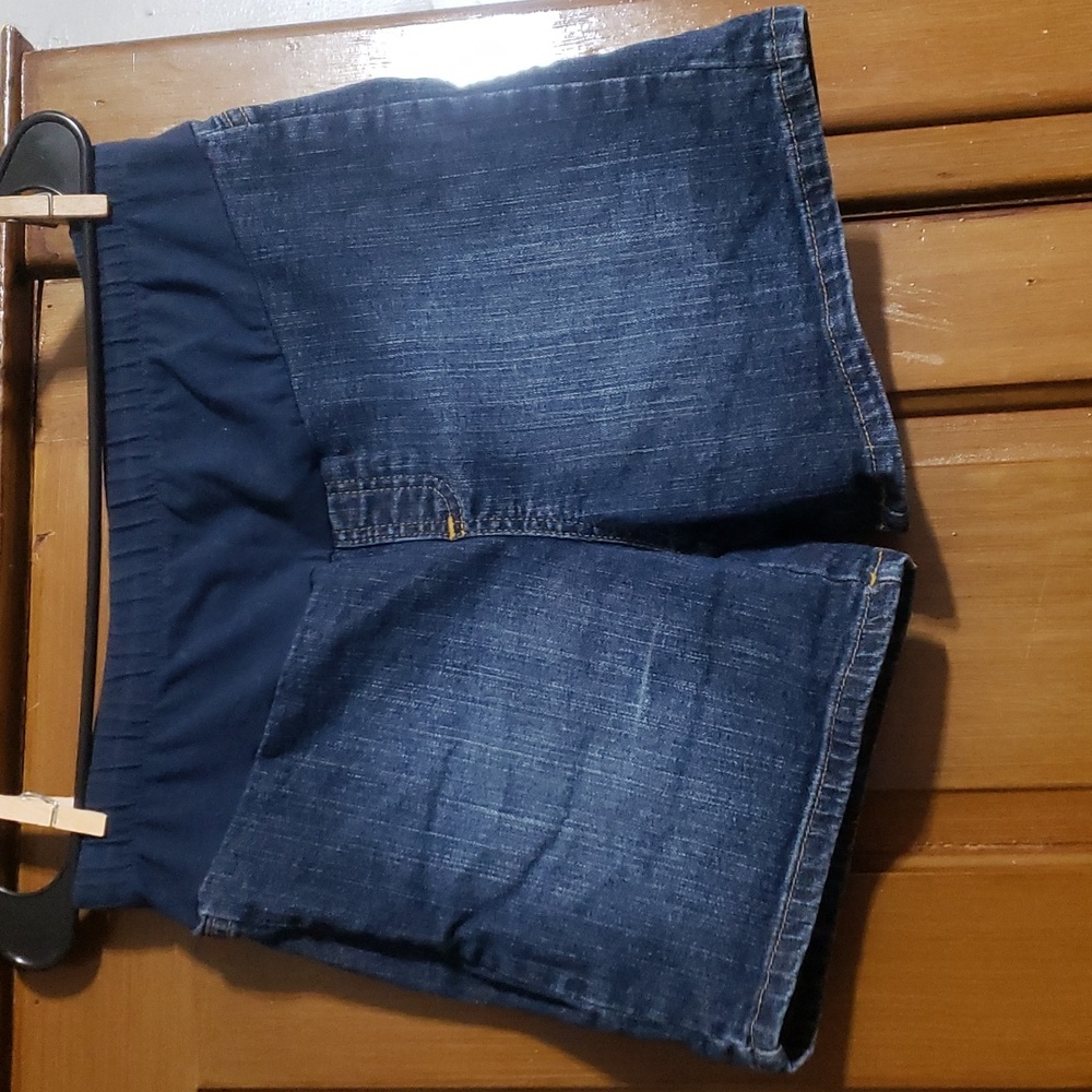Oh Baby Medium Maternity Shorts